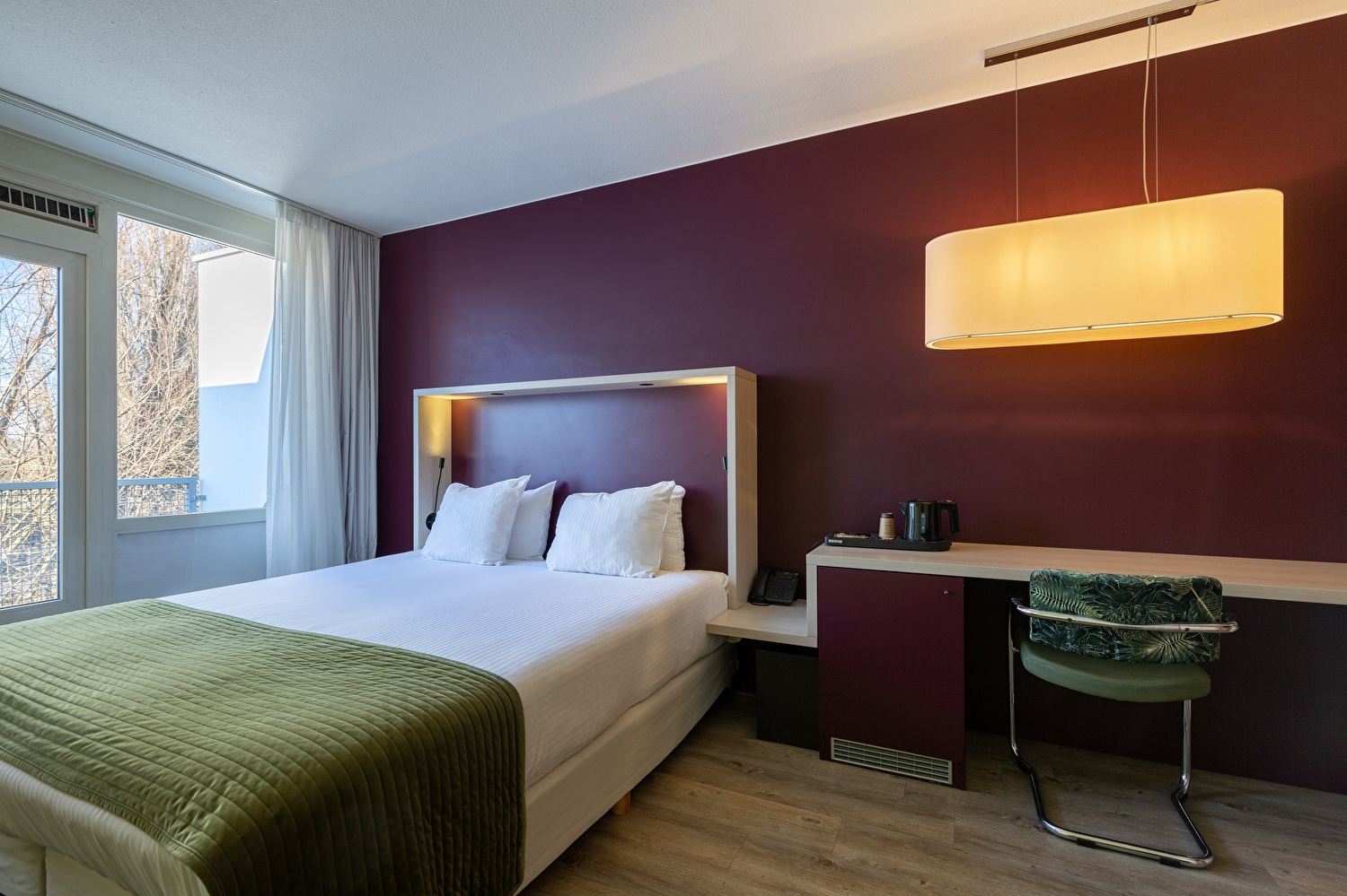 Rooms & Suites